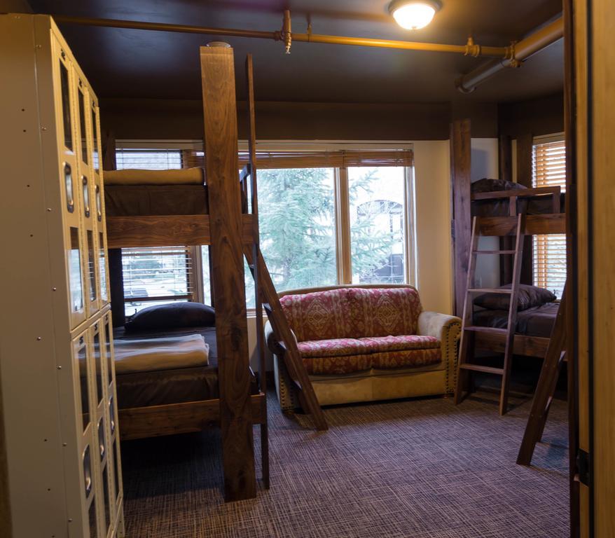 Park City Hostel Екстер'єр фото